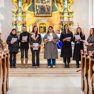 Zbor mladih Nacionalnog svetišta sv. Josipa Agape na „Hodočašću u došašće“